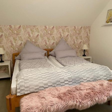 Ferienwohnung Mit Charme Langenzenn ภายนอก รูปภาพ