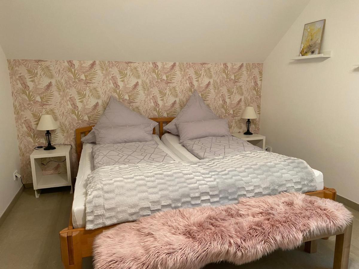Ferienwohnung Mit Charme Langenzenn ภายนอก รูปภาพ